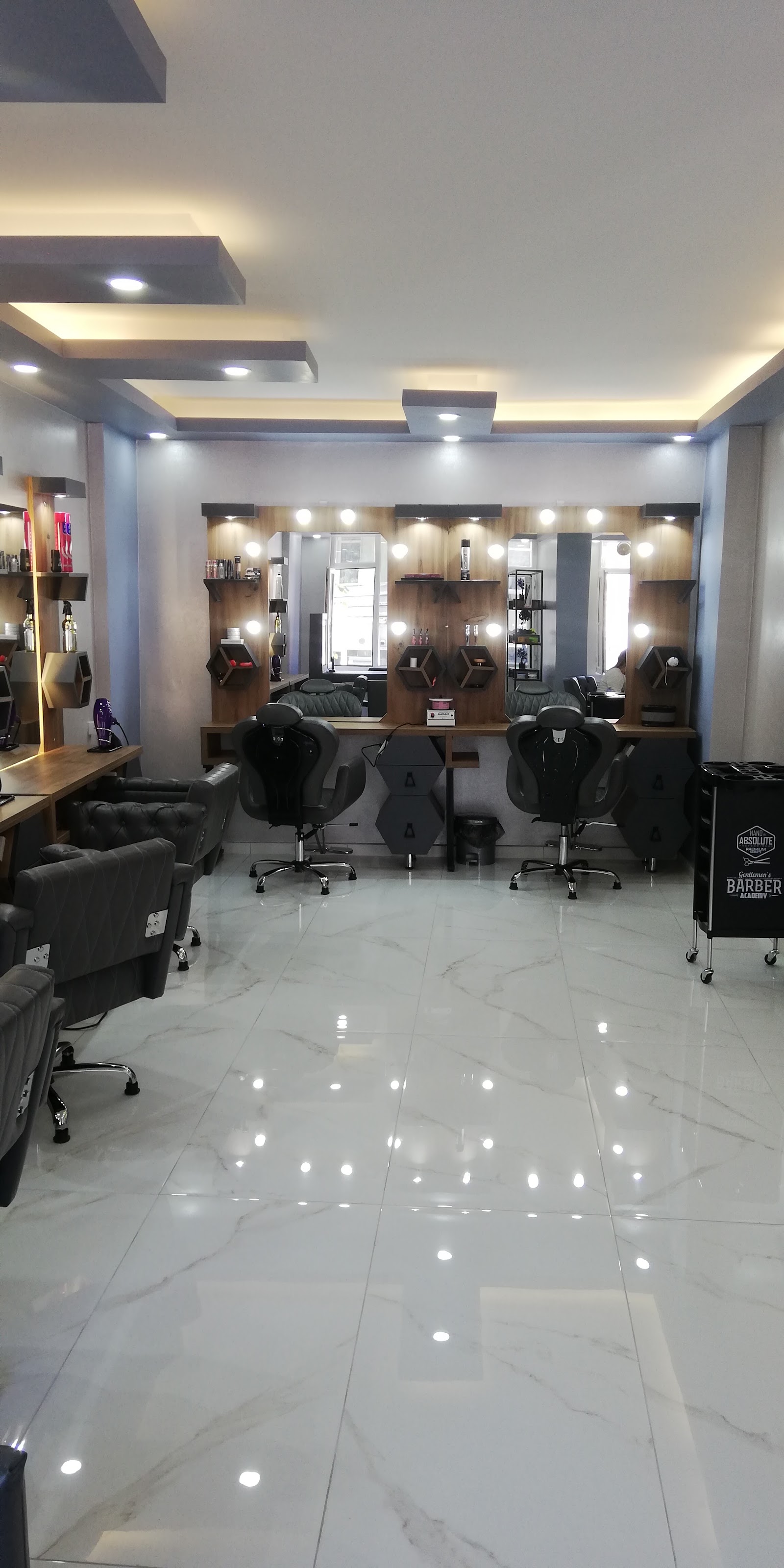 Artuğ Bayan Kuaför ve Güzellik Salonu